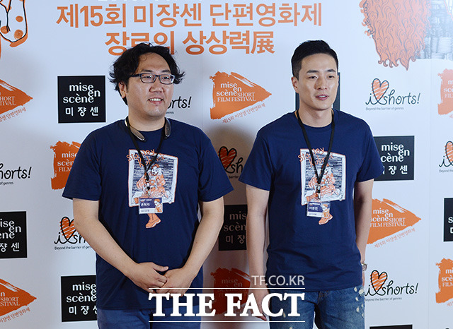 권혁재(왼쪽) 감독과 이병헌 감독