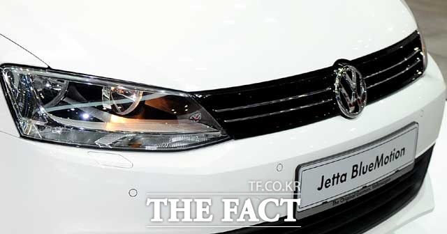 23일 외신과 자동차 업계에 따르면 폭스바겐이 독일 하노버에서 제56회 정기 주주총회를 열고 배기가스 조작 사태에 대한 대응방안을 주주들에게 설명했다. /더팩트 DB