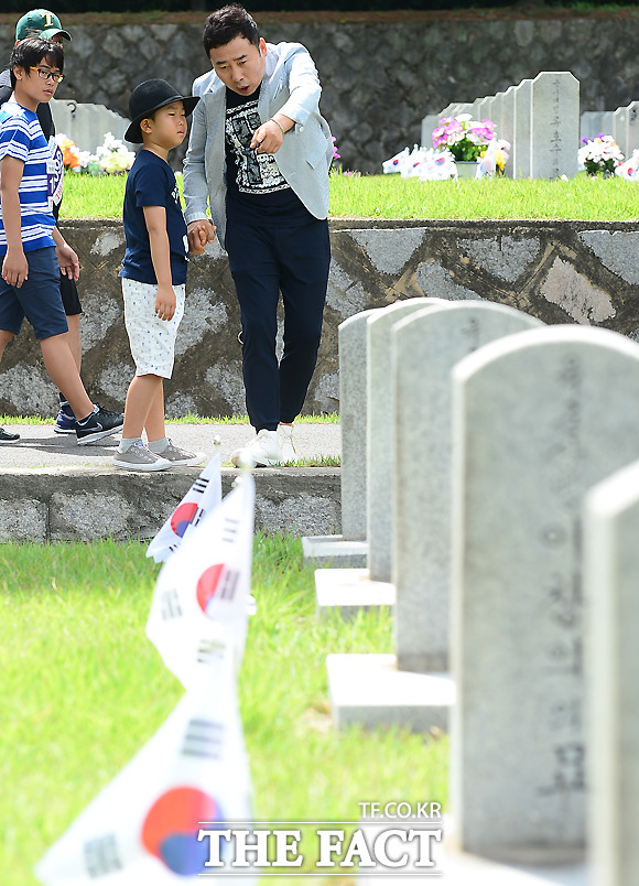 아들과 함께 참석한 개그맨 황기순