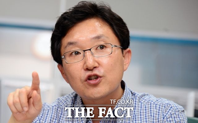 김용태 새누리당 의원은 27일 국회에서 기자회견을 열고 차기 당 대표 경선에 출마하겠다고 선언했다./더팩트 DB