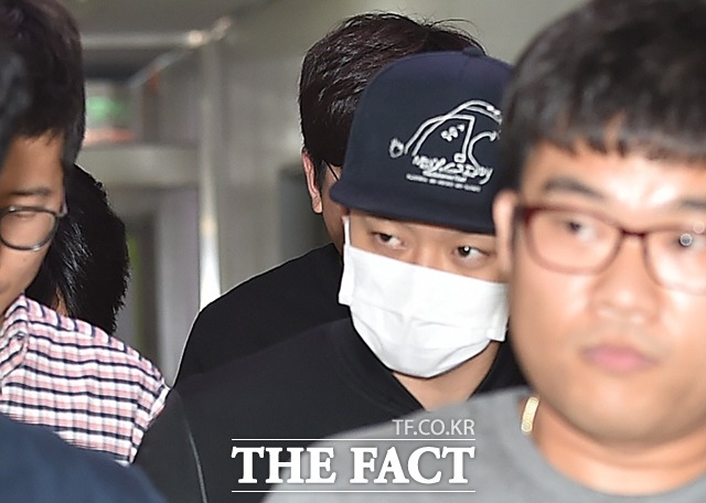 성폭행 혐의로 피소된 박유천. 그는 30일 경찰 소환 조사를 받는다. /이새롬 기자