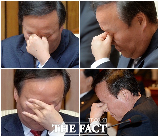 눈을 비비는 것은 김 수석의 버릇인 것 같다. 2014년 당시 새누리당 원내수석부대표였던 김 의원이 피곤한듯 눈을 비비고 있는 모습./임영무·문병희 기자