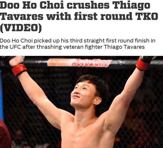 최두호 vs 타바레스 미국 폭스스포츠가 9일 MGM 그랜드 가든 아레나에서 열린 TUF 23 피날레 페더급 매치에서 타바레스를 상대로 3연속 1라운드 TKO승을 거둔 최두호를 치켜세웠다. / 폭스스포츠 홈페이지 캡처