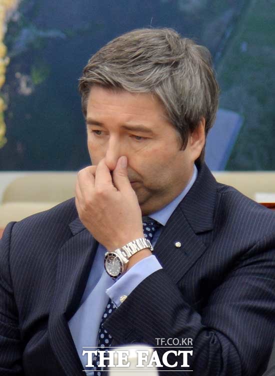 폭스바겐의 올 상반기 국내 판매량은 전년 동기 대비 33%가량 급감한 상태다. 아우디 역시 같은 기간 10% 정도 하락하는 등 고전을 면치 못하고 있다. 사진은 토마스 쿨 폭스바겐코리아 사장의 모습. /더팩트 DB