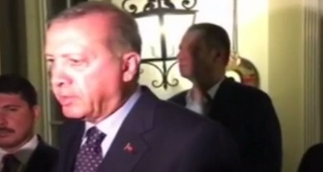  에르도안 터키 대통령, 6시간 쿠데타 '피의 숙청' 예고