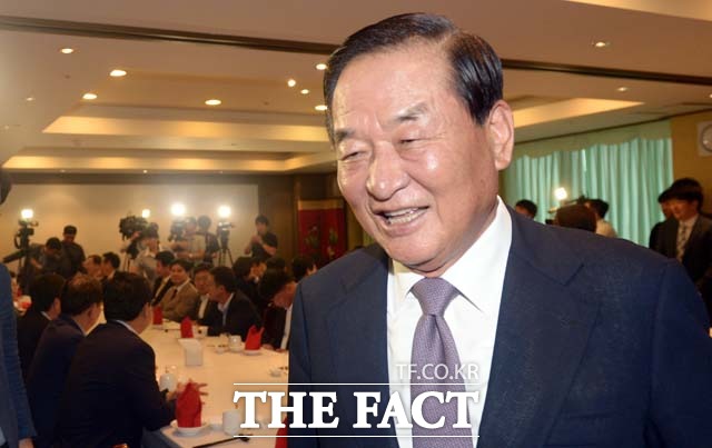 서 의원은 이날 전당대회가 끝나면 당이 여러가지 갈등으로 심각한데 당내 화합과 치유를 위해 앞장 서겠다고 말했다./여의도=임영무 기자