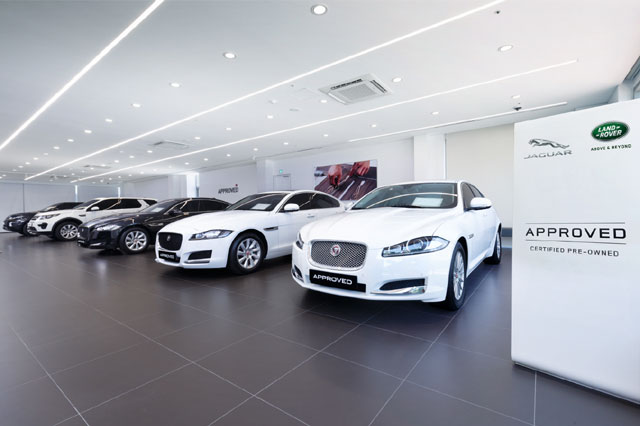재규어 랜드로버 인증중고차 전시장은 165가지 항목의 검사와 종합적인 점검과정을 거쳐 인증받은 중고차량을 판매한다. /재규어 랜드로버 코리아 제공
