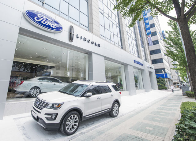 드세일즈서비스코리아의 공식 딜러사인 선인자동차가 포드·링컨 강서전시장을 확장 이전해 본격적인 판매에 들어갔다. /포드코리아 제공