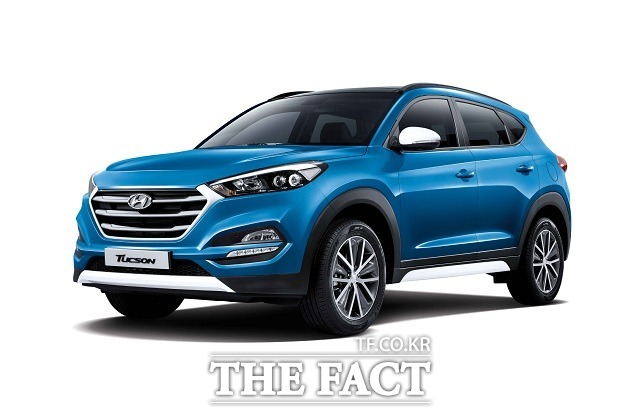 지난 5일 독일자동차공업협회에 따르면 현대자동차의 준중형 SUV 투싼은자동차 종주국 독일 현지시장에서 1만3천454대가 판매, 상반기 출시된 신차 가운데 최다 기록을 세웠다.