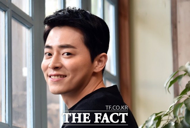 조정석 질투의 화신 출격. 배우 조정석이 SBS 질투의 화신에서 새로운 로맨틱 코미디 남자 주인공 캐릭터를 보여준다. /이새롬 기자