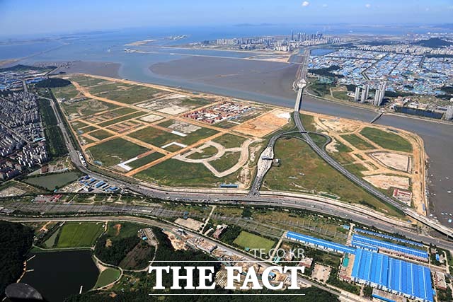 22일 서울대는 경기도 시흥시 및 배곧신도시 지역특성화사업자와 서울대학교 시흥캠퍼스 조성을 위한 실시협약을 체결했다고 밝혔다. 사진은 배곧신도시 항공 촬영본. /시흥시 제공