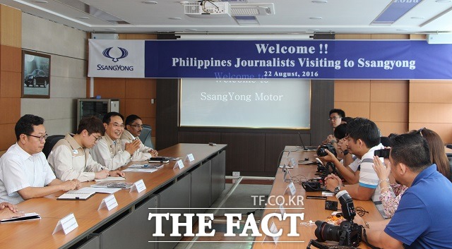쌍용자동차가 필리핀 현지 기자단을 평택공장에 초청, 회사 및 제품 소개와 함께 중장기 비전을 공유하는 시간을 가졌다고 23일 밝혔다. /쌍용자동차 제공