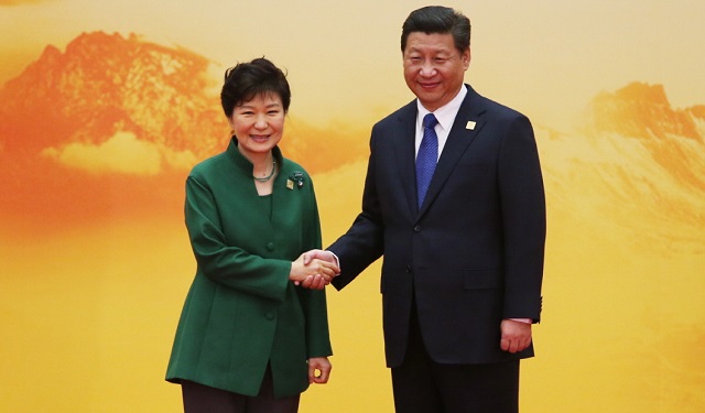 G20 정상회의 참석차 중국 항저우(杭州)를 방문 중인 박근혜 대통령은 5일 오전 시진핑(習近平) 중국 국가주석과 정상회담을 할 예정이라고 청와대는 4일 밝혔다. 지난 3월 31일 미국 워싱턴에서 열린 정상회담 이후 5개월 만이다. /청와대