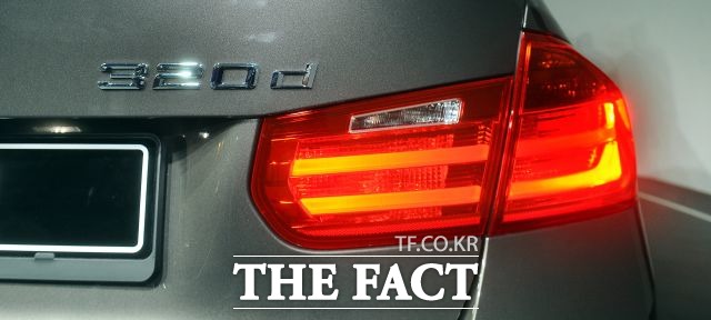 지난 7월 BMW 월 판매량은 2638대로 작년 같은 기간 3926대 판매보다 감소했다. /더팩트 DB