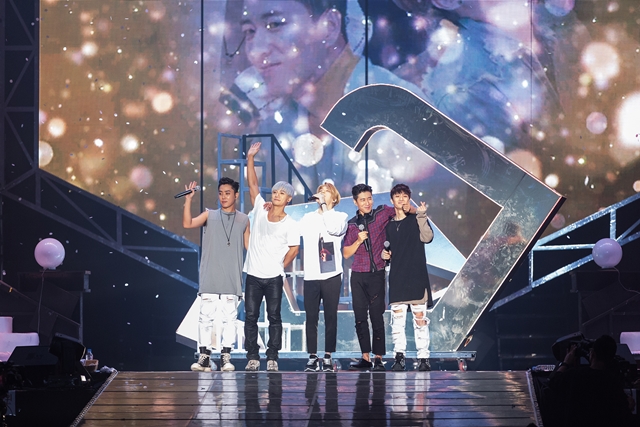 10여 년 만에 단독 콘서트를 연 젝스키스. 이들은 10~11일 약 2만 명의 팬들과 만났다. /YG엔터테인먼트 제공