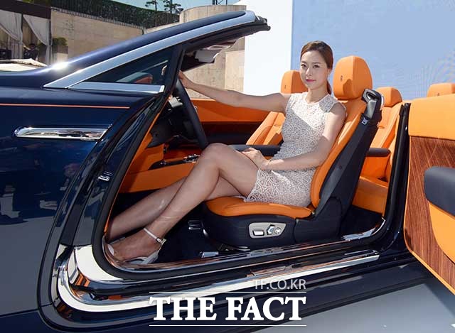 12일 본격적인 추석 연휴 주간에 들어서면서 귀성길 차량 운전자의 척추 건강에 빨간불이 켜졌다는 지적이 나오고 있다. 운전자가 자신의 척추 건강을 지키는 요령에는 무엇이 있을까? /더팩트 DB