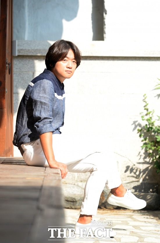 개태를 사랑스러운 캐릭터로 표현하기 위해 고민한 배우 조복래. 배우 조복래는 개태 캐릭터에 어떻게 하면 관객들이 호감으로 바라봐 주실까하는 고민을 많이 했다고 말했다. /임세준 인턴기자