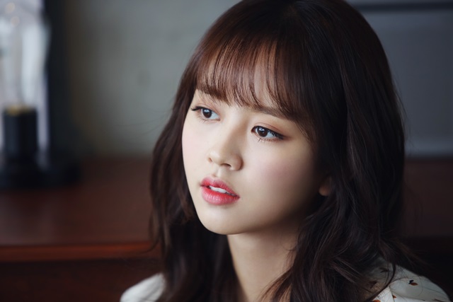 애교, 내려놓는 과정이 필요했어요. 평소 애교가 없다던 김소현은 싸우자 귀신아 덕분에 애교가 조금 늘었다고. /싸이더스HQ 제공