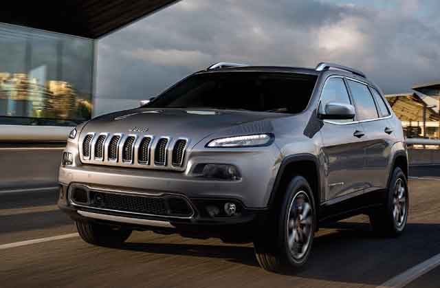 피아트 크라이슬러 코리아가 19일 지프의 중형 SUV 체로키의 유로6 디젤 모델과 업그레이드된 가솔린 모델을 출시했다. /FCA 코리아 제공