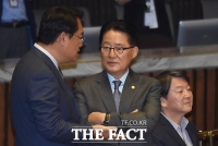  국민의당, '김재수 해임건의안' 제출 여부 박지원에 위임