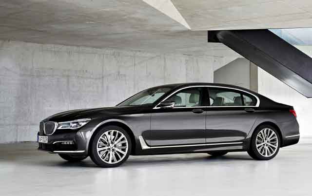 BMW 코리아는 롯데렌터카와 함께 뉴 7시리즈 신차장기렌터카 특가 프로모션을 진행한다. /BMW코리아 제공