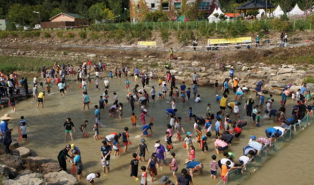 전라북도 완주군에서는 오는 25일까지 ‘완주와일드푸드축제’가 열린다. /한국관광공사 홈페이지