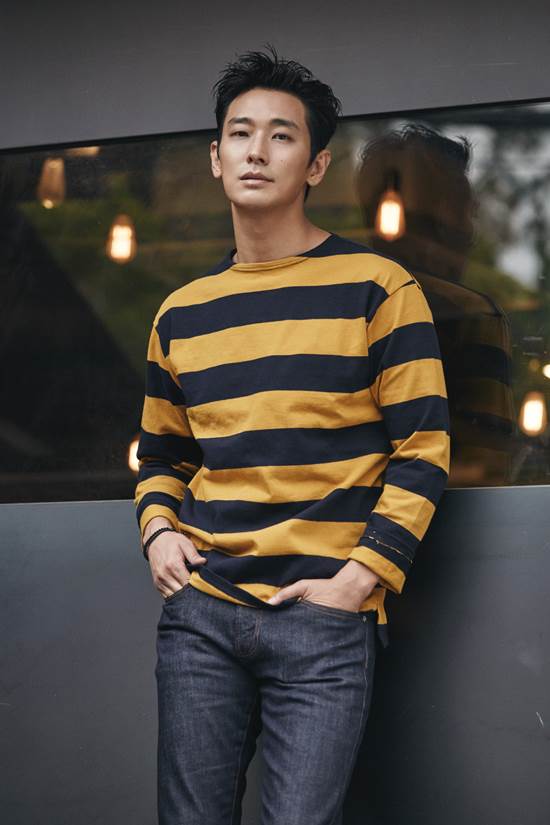 정말 너무 하고 싶은 영화였죠. 주지훈은 아수라를 통해 배우 인생에 있어 꼭 이루고 싶은 버킷리스트 모두를 이루었다고 말했다. /CJ엔터테인먼트 제공