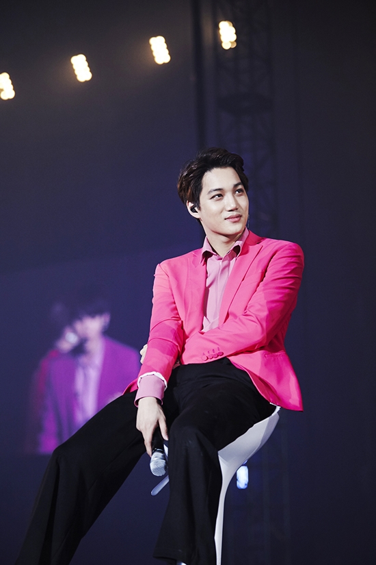 공식 홈페이지에 복귀 소감을 올린 카이. 그는 멤버들과 팬들에게 고마워했다. /SM엔터테인먼트 제공