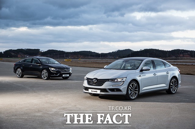 르노삼성자동차는 지난 3월 출시한 자사 프리미엄 중형 세단 SM6가  지난달까지 모두 4만503대가 판매됐다고 6일 밝혔다. /르노삼성자동차 제공