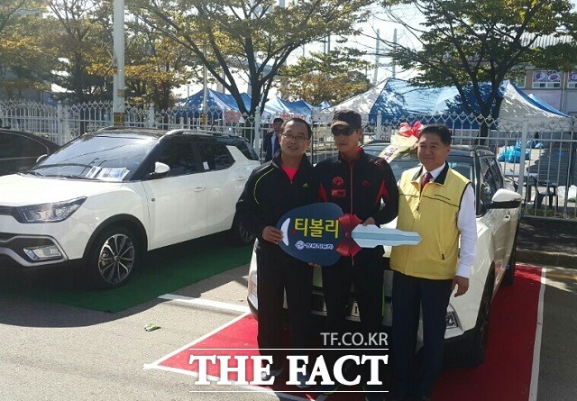 쌍용자동차가 지역 사회 알리기 활동의 일환으로 2016 평택항 마라톤 대회를 후원한다고 10일 밝혔다. /쌍용자동차 제공