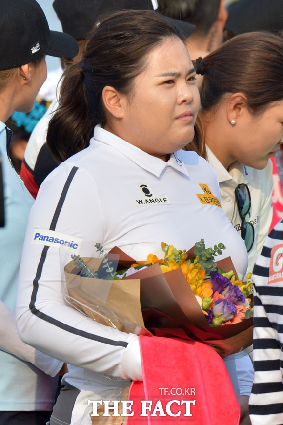재활중인 박인비도 은퇴식 참석