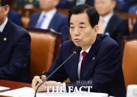  [TF영상]한민구 국방부 장관이 밝힌 김제동 영창의 진실은?