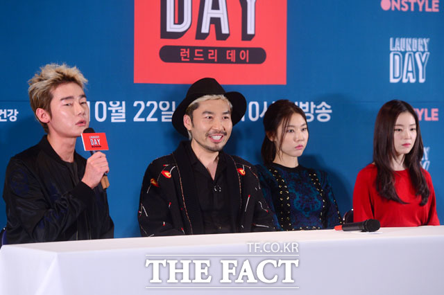 런드리 데이 출연하는 허지웅-노홍철-한혜진-아이린. 19일 오후 2시 서울 마포구 상암산로 CJ E&M센터에서 케이블 채널 On Style 새 예능 프로그램 런드리 데이 제작발표회가 열렸다. /남윤호 기자