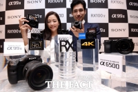 [TF포토] 소니, '세계에서 가장 빠른 카메라 RX100 V 공개'