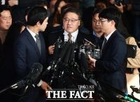 [TF포토] 안종범 청와대 전 정책조정수석, '검찰 출두한 의혹의 중심'