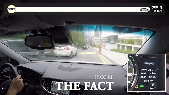 현대자동차그룹이 최근 동영상 채널 유튜브에 공개한 아이오닉 일렉트릭 도심 주행거리 측정 영상이 공개 6일 만에 국내외에서 300만 건 이상의 조회수를 기록하며 화제를 모으고 있다. /현대자동차 제공