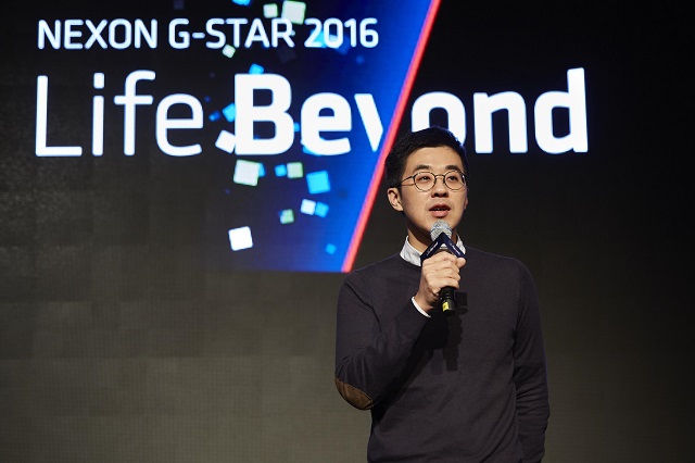박지원 넥슨 대표가 8일 서울 웨스틴조선호텔에서 열린 ‘넥슨 지스타 2016 프리뷰’에서 인사말을 하고 있다. /넥슨 제공
