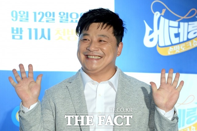 8일 모친을 떠나 보낸 개그맨 윤정수. 개그맨 윤정수 모친은 8일 오전 지병으로 세상을 떠났으며 빈소는 서울 서초구 반포대로 가톨릭대학교 서울성모병원에 마련됐다. /남용희 인턴기자