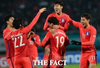 [TF화보] '우즈벡전 모의고사' 한국, 캐나다 2-0 완파