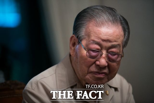 김종필 전 국무총리가 박근혜 대통령의 과거에 대해 입을 열었다./더팩트 DB