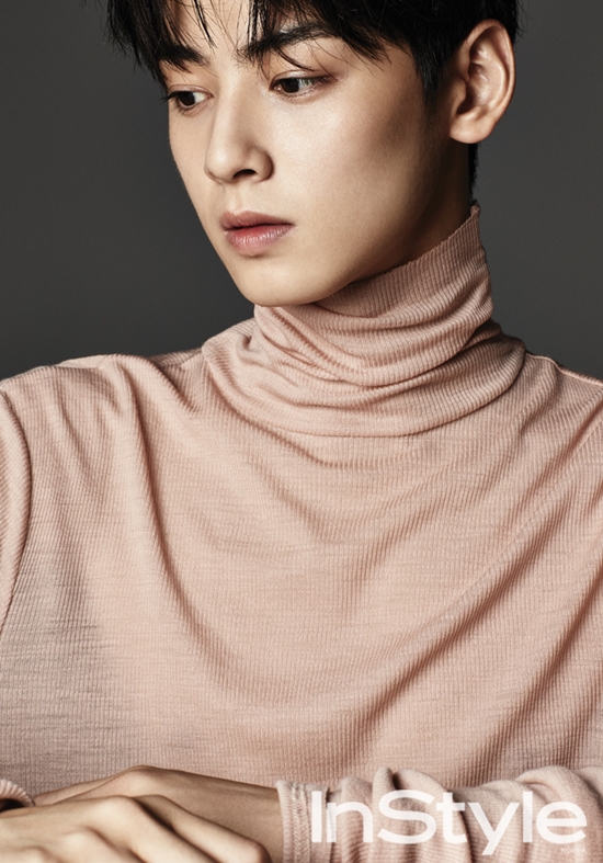 차은우 패션 화보. 화보 속 차은우는 가을 남신으로 변신해 시크한 패션 스타일을 보여줬다. /인스타일 제공