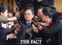 [TF포토] 무거운 발걸음 김종 '최순실 게이트 밝혀질까'