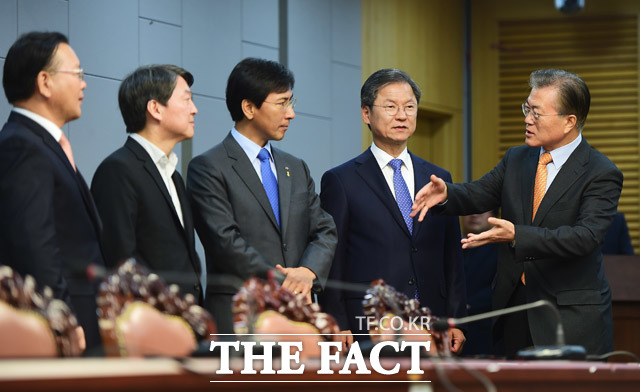 비상시국 회의를 시작합시다!