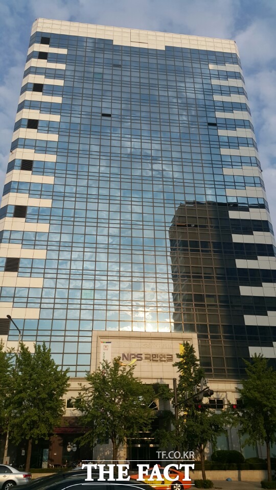 23일 검찰은 지난해 삼성물산과 제일모직 합병을 찬성한 국민연금공단에 대해 압수수색을 실시했다. /더팩트 DB