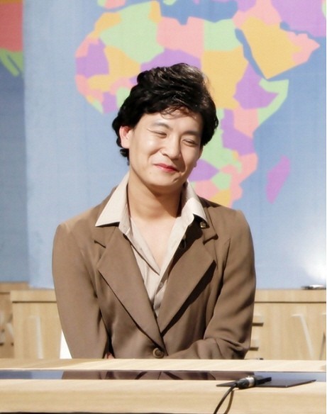 지난 2012년 대선을 앞두고 SNL코리아는 박근혜 전 대통령 후보를 비롯한 정치인들을 희화화한 바 있다. /tvN SNL코리아 방송 캡처