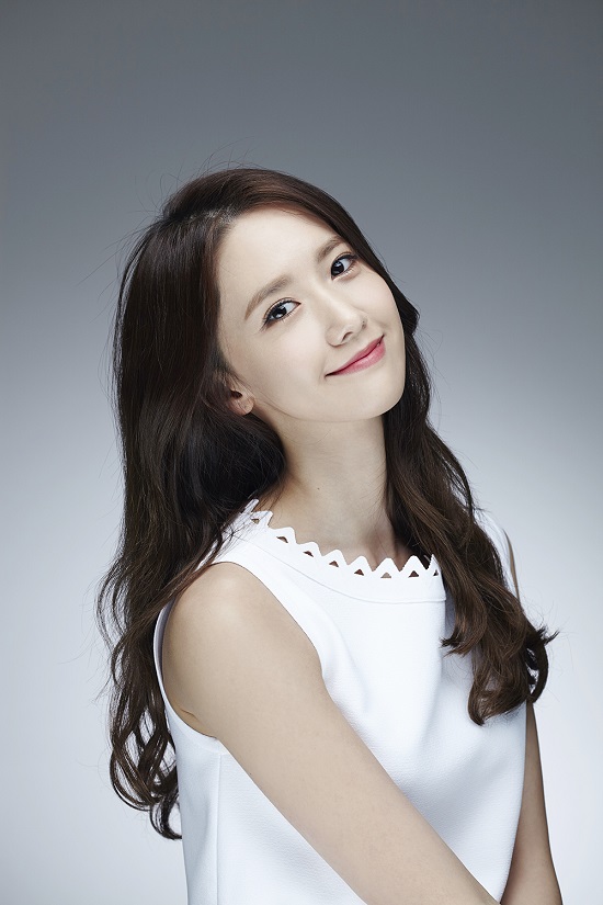 그룹 소녀시대 멤버 겸 배우 윤아. 그룹 소녀시대 멤버 겸 배우 윤아가 지난 15일 서울 강남구 삼성로 SM엔터테인먼트 사옥에서 <더팩트>와 인터뷰를 가졌다. /SM엔터테인먼트 제공