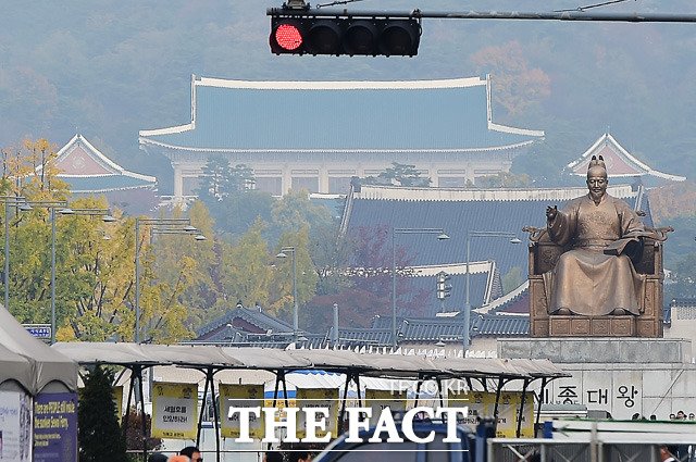 박근혜 대통령의 비선 진료 의혹을 받은 대통령 자문의 김상만 전 녹십자 아이메드 원장은 대통령을 청와대 관저 내 파우더룸에서 진료했다고 밝혀졌다. /배정한 기자