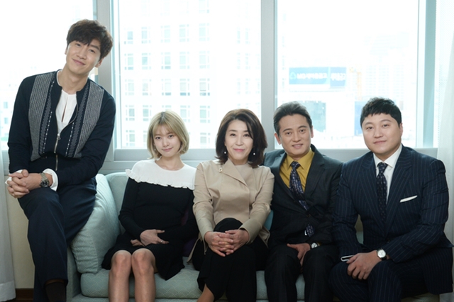 마음의 소리 출연진. KBS2 새 시트콤 마음의 소리는 9일 오후 11시 10분 첫 방송 된다. /KBS 제공