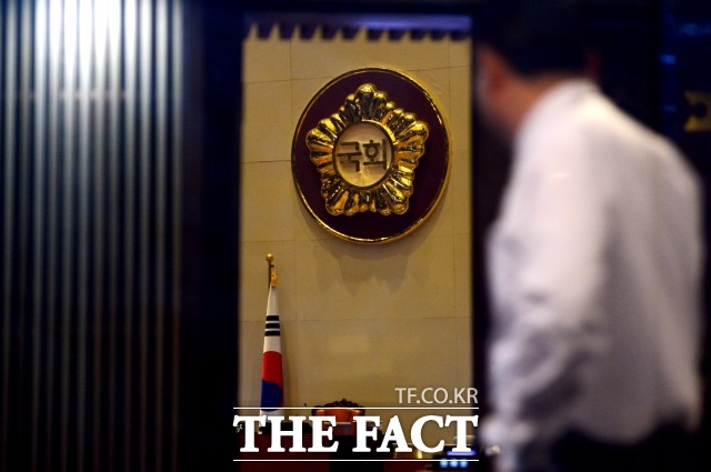 표결은 오후 3시부터. 국회가 9일 오후 3시부터 박근혜 대통령의 탄핵소추안에 대해 표결한다. /남윤호 기자