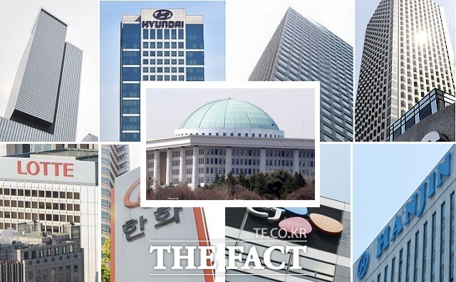 삼성, 현대자동차, SK그룹 등 국내 주요 대기업에서는 탄핵안 가결이 경영 활동에 미칠 영향에 대해 대응 방안을 모색하는 데 집중하면서도 앞으로 전개될 특검 수사 향방에 촉각을 곤두세우고 있는 분위기다. /더팩트 DB